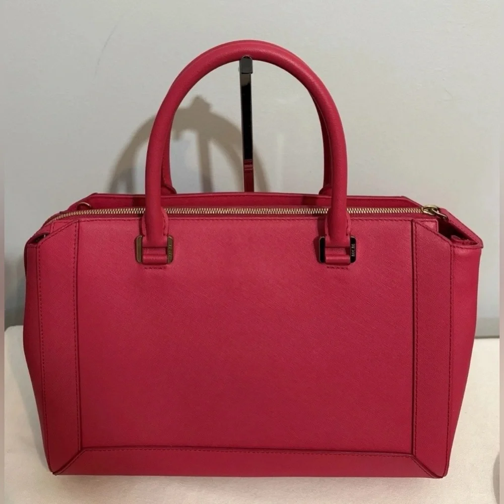 MCM Nuovo Satchel Crossbody Bag Fuchsia Pink Leather